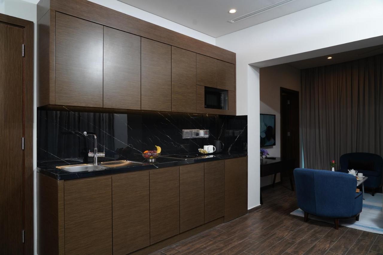 C - Hotel And Suites Ντόχα Εξωτερικό φωτογραφία