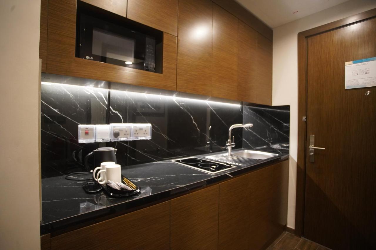 C - Hotel And Suites Ντόχα Εξωτερικό φωτογραφία